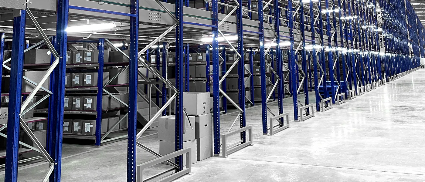 Hyphen-SCS-MediumHeavy-Duty-Boltless-System-1.png
