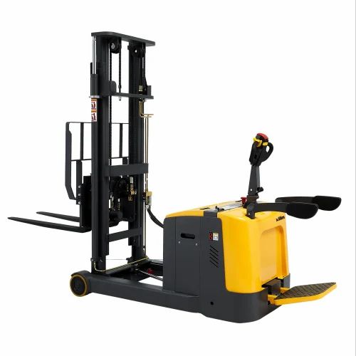 Hyphen-SCS-Counter-Balanced-Electric-Stacker.jpg