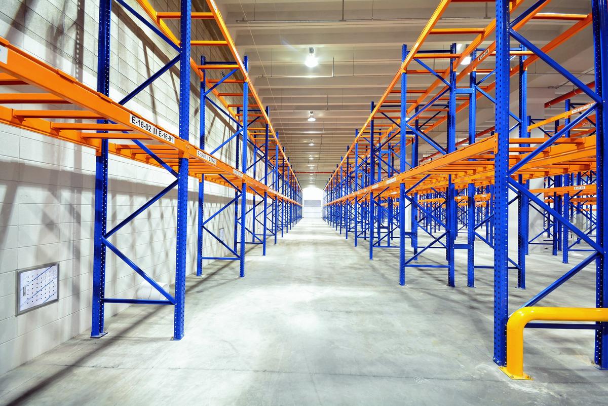 Hyphen-SCS-Heavy-Duty-Pallet-Storage-Rack-2.jpg