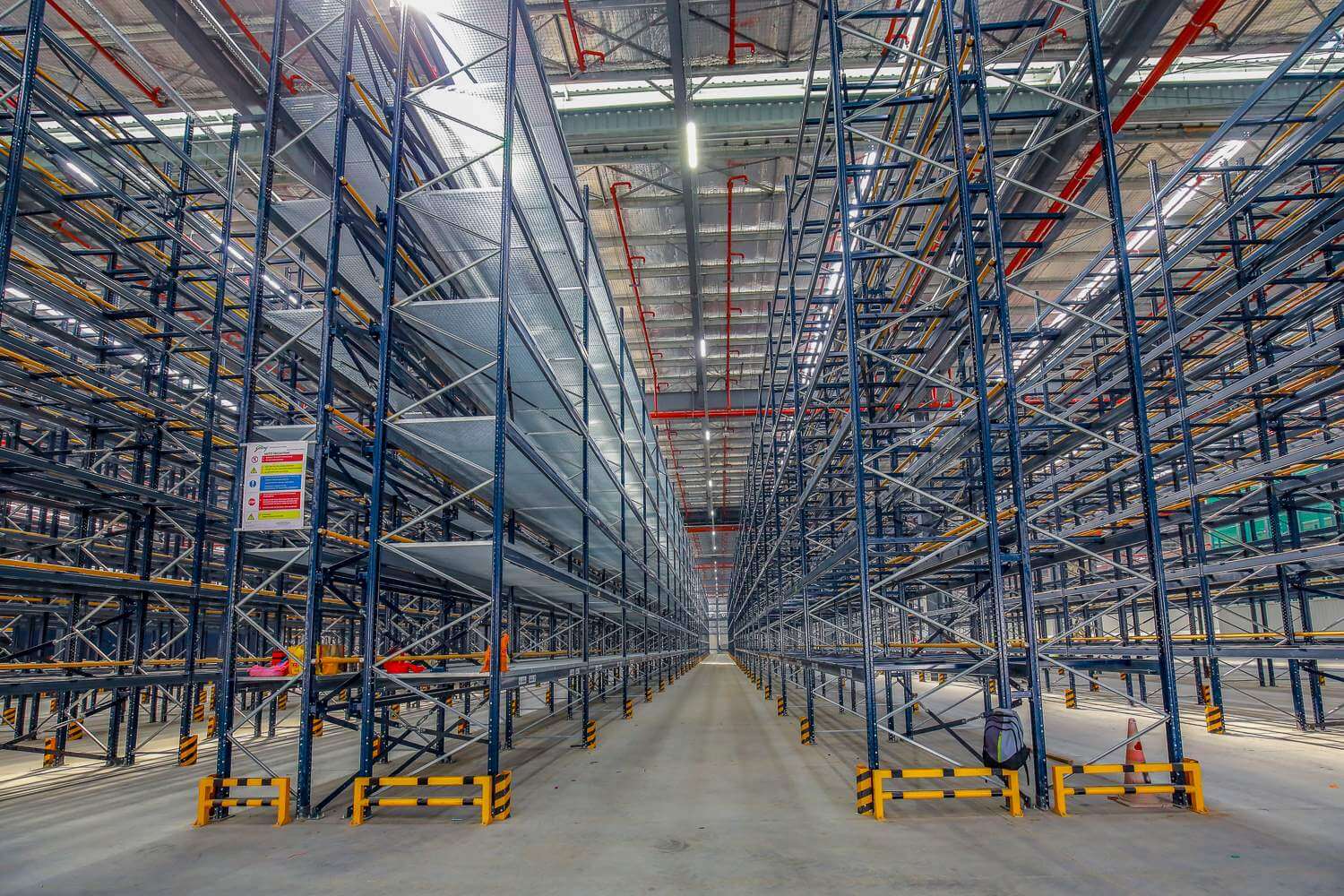 Hyphen-SCS-Drive-In-Racking-System-5.jpg