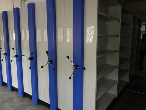 Hyphen-SCS-Mobile-Compactor-By-Delta-Storage-2.jpg