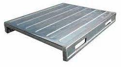 Hyphen-SCS-Mild-Steel-Pallets.jpg