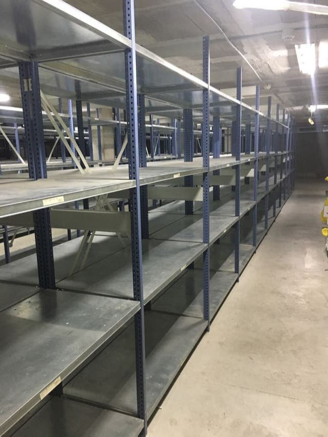 Hyphen-SCS-Iron-Racks-9.jpg