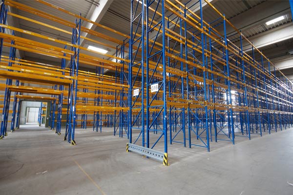 Hyphen-SCS-Drive-In-Racking-System-1.jpg