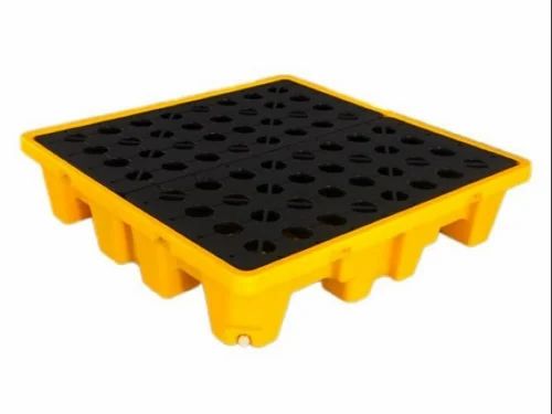 Hyphen-SCS-4-Drum-Spill-Containment-Pallet.jpg