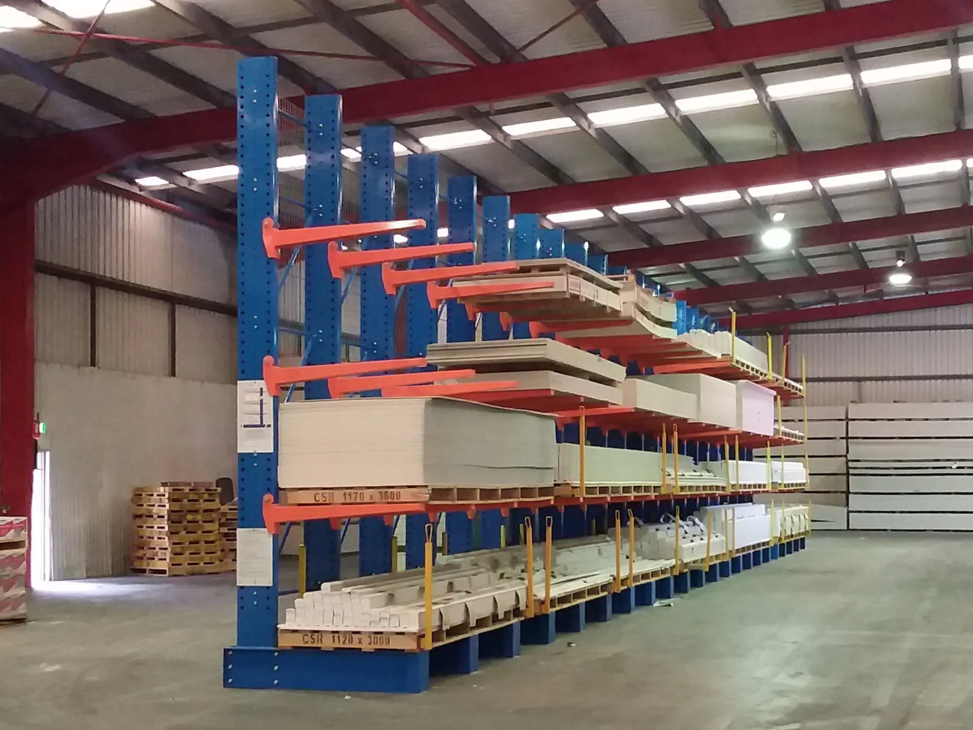 Hyphen-SCS-Cantilever-Racks-.System-2.png