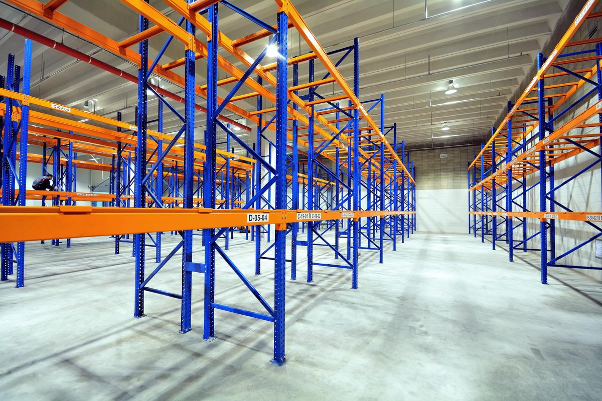 Hyphen-SCS-Drive-In-Racking-System-2-1.jpg