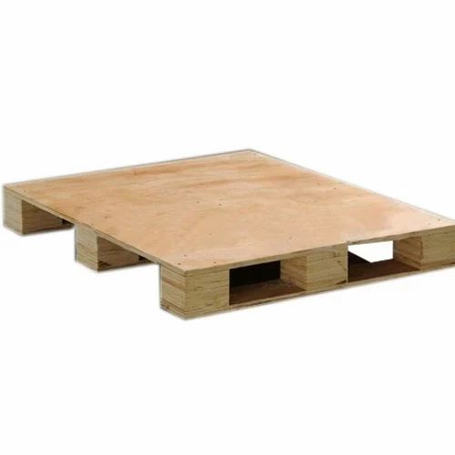 Hyphen-SCS-Plywood-Pallet.jpg