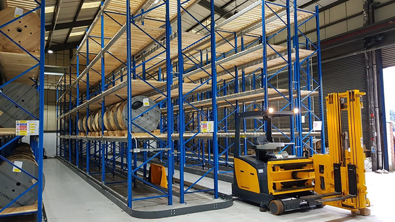 Hyphen-SCS-Narrow-Aisle-Pallet-Racking-1.jpg